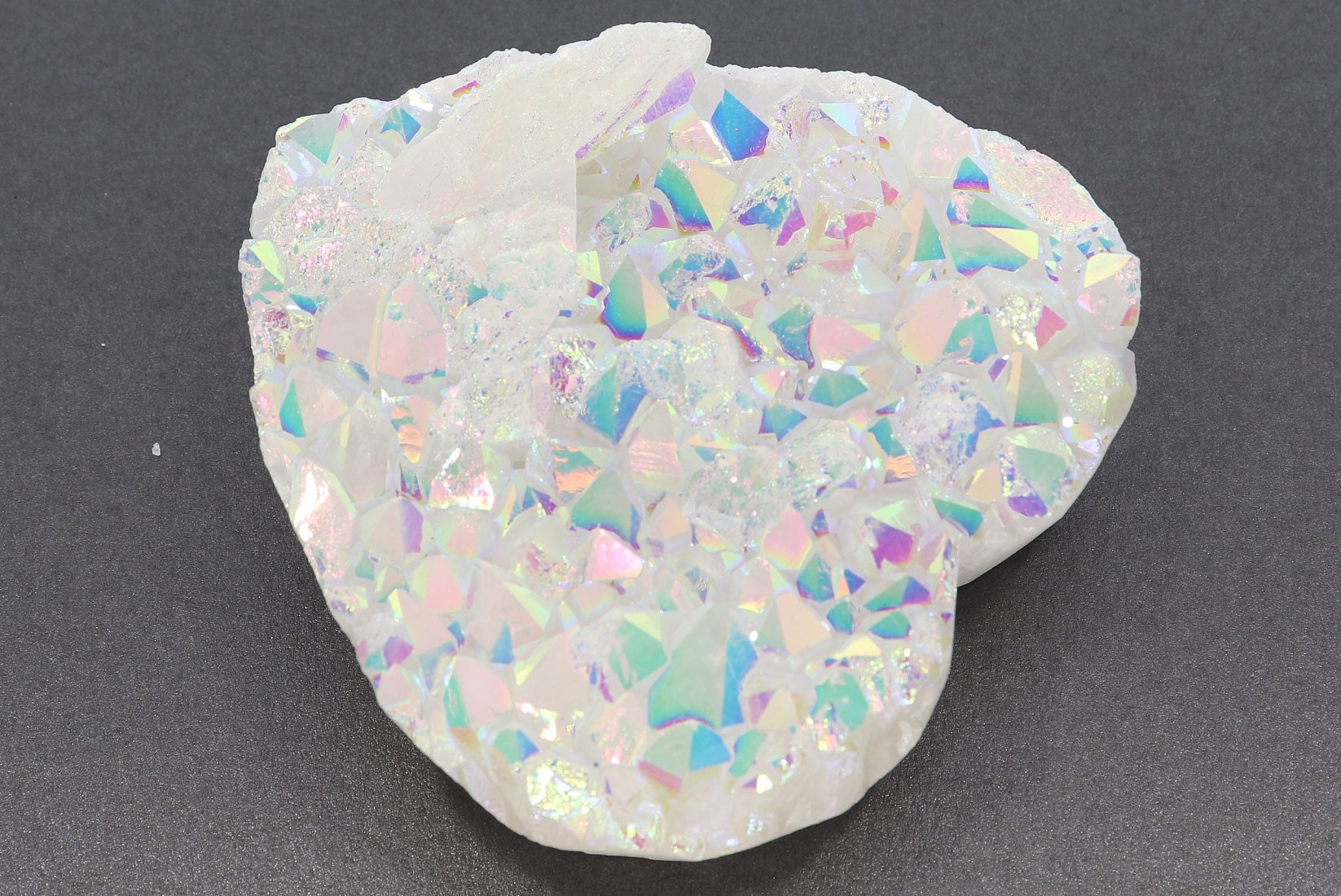 Unikat - Herz Bergkristall bedampft Herzform - 39788